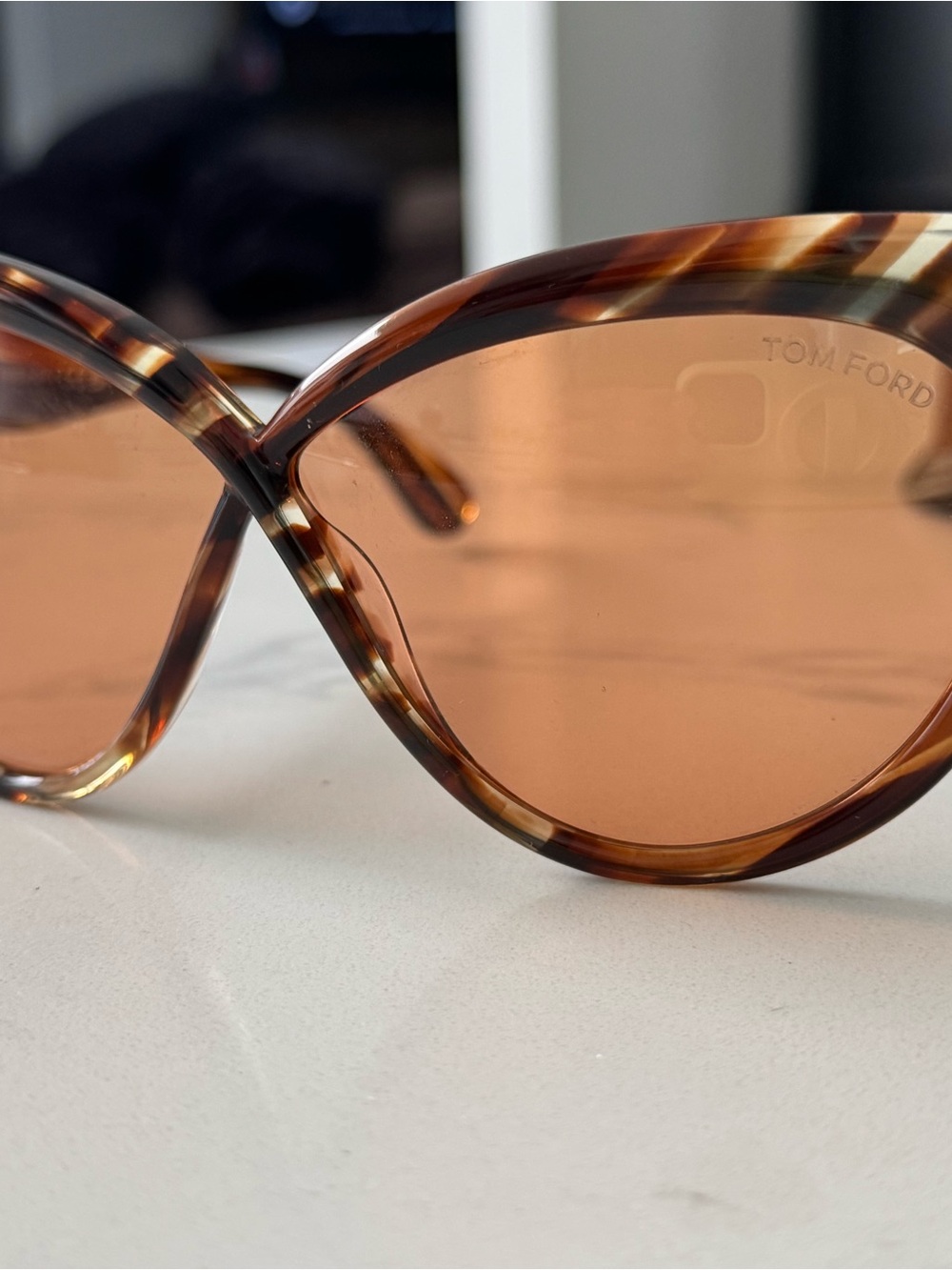 Tom Ford Beatrice FT1196 Tortoiseshell Cat eye Frame Sunglasses - Picture 3 of 11